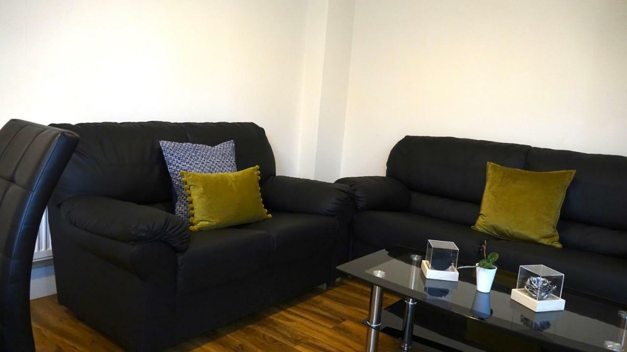 Heathrow Ensuite Rooms- Auto Check In Londres Exterior foto